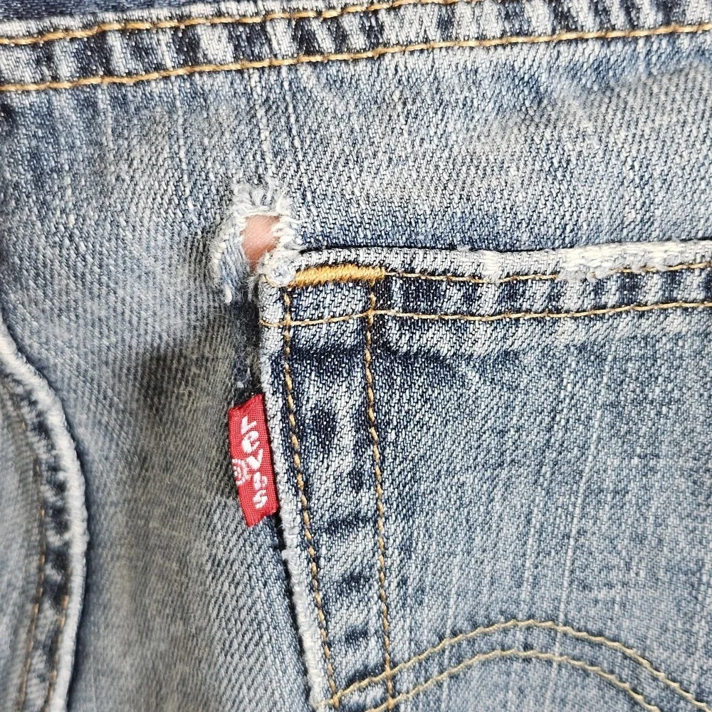 Levis 559 Jeans Mens 33 34 Straight Leg Blue Denim Relaxed Fit Medium Wash‎